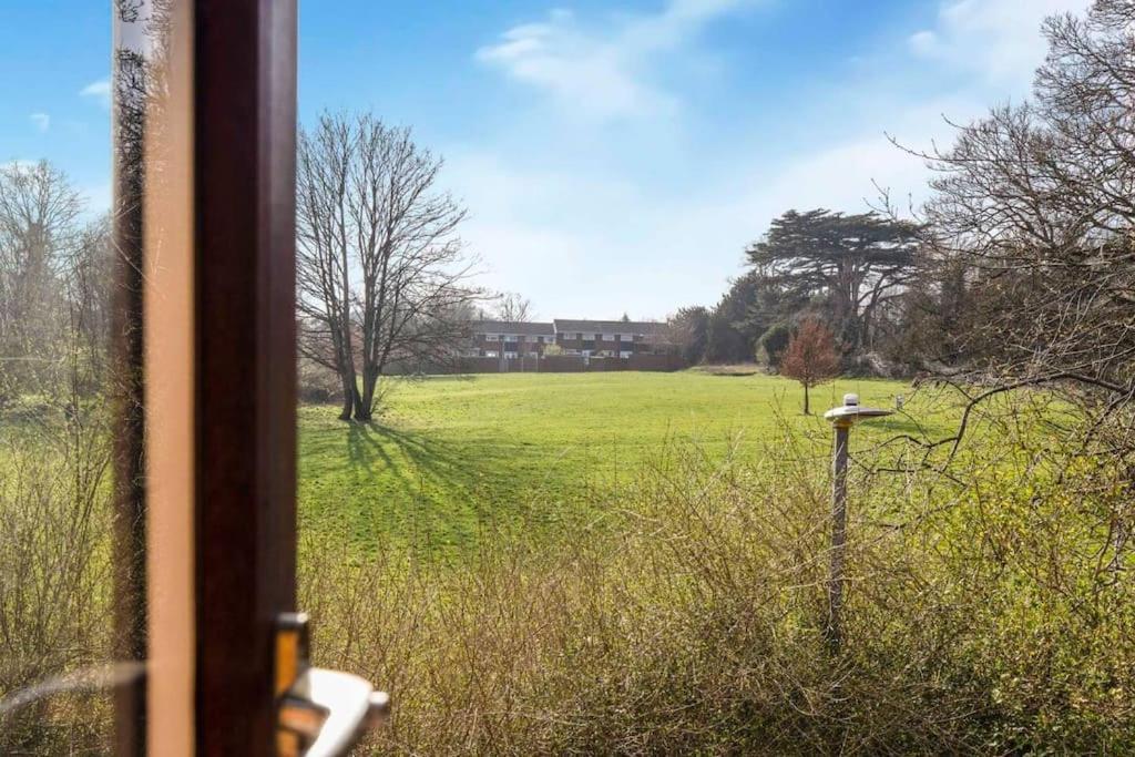 Quiet & Secluded St Albans House Villa Exterior photo